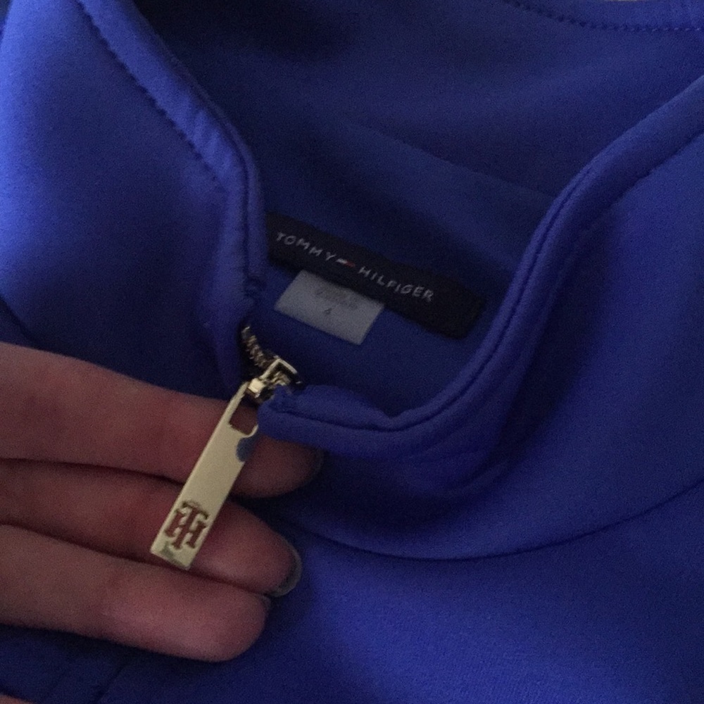 Tommy Hilfiger belted scuba shirt dress - Picture 5 of 5
